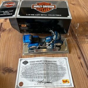 Harley Davidson die-cast Screamin’ Eagle@Road Glide